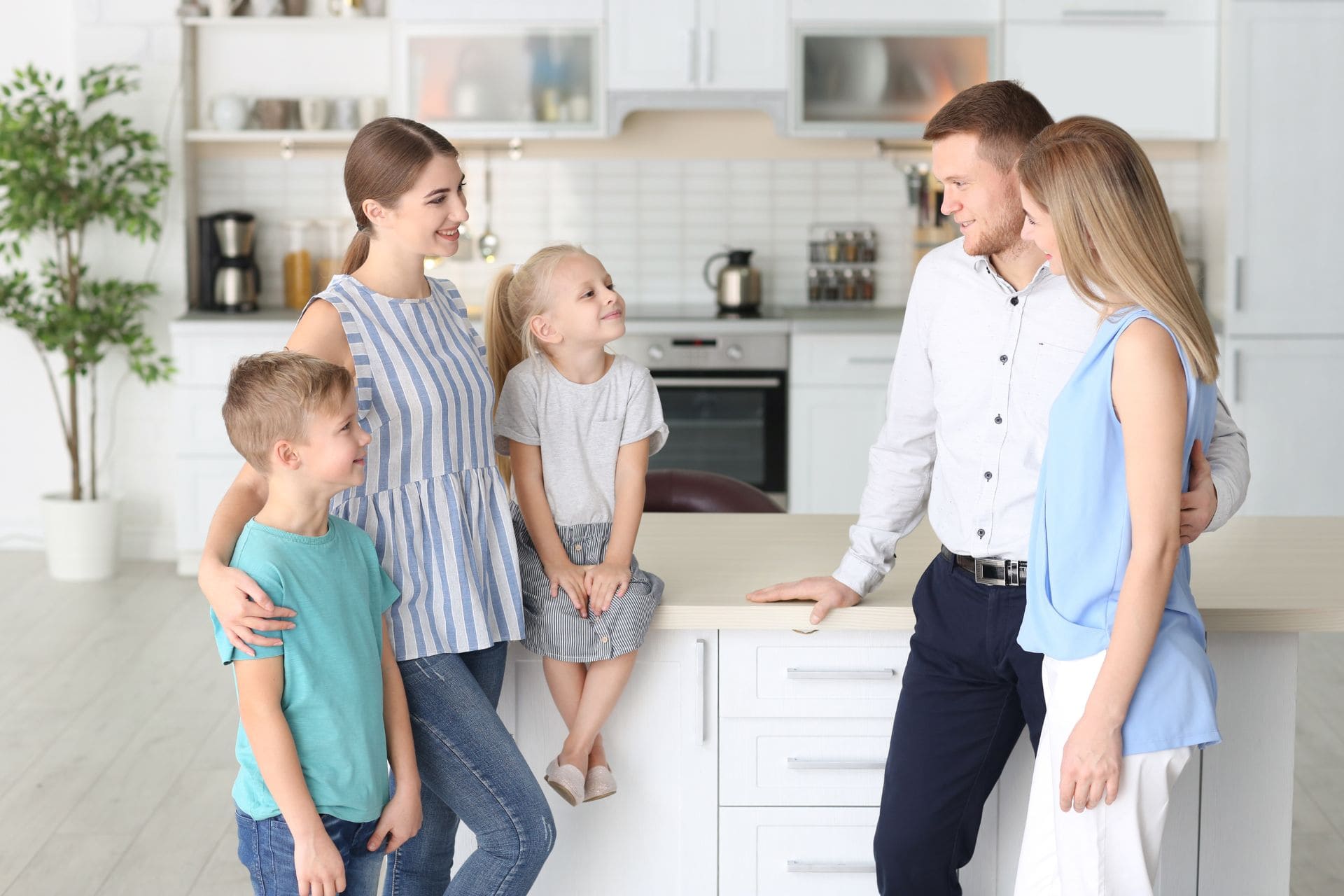 Read more about the article 10 Must-Have Qualifications for Top-Notch Childcare Professionals